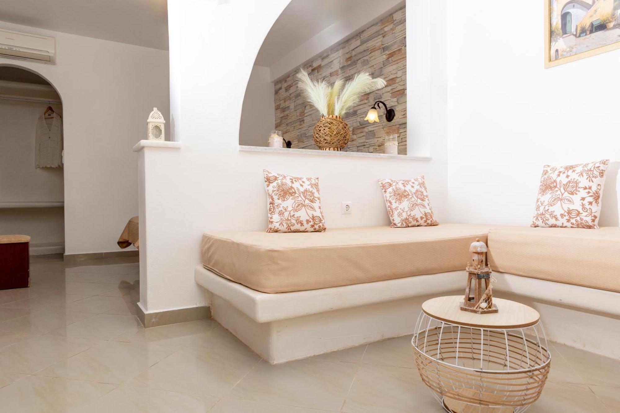 Maria'S Residence Agia Anna  Exterior photo