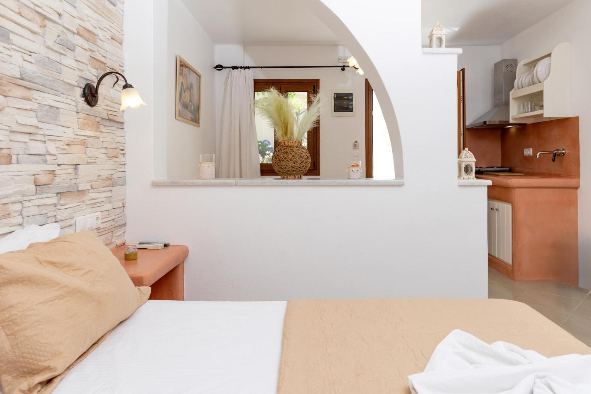 Maria'S Residence Agia Anna  Exterior photo